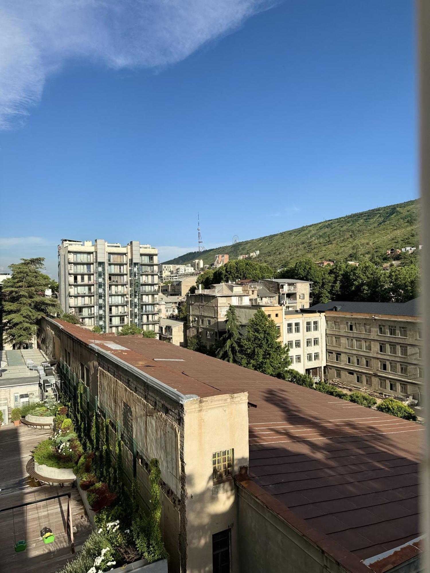 Comfy Dorms Hotel Tbilisi Exterior photo